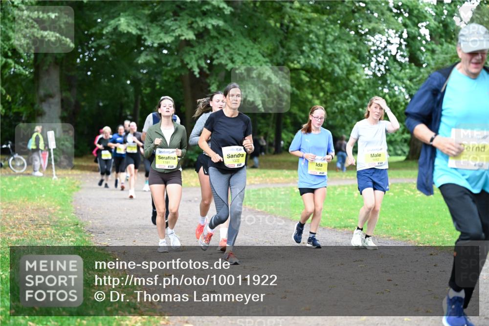 30.08.2026 - Blankeneser Heldenlauf Dr. Thomas Lammeyer http://msf.ph/oto/10011922 30.08.2026 09:39:35 Laufen 1372, 1181, 1660, 1142 meine-sportfotos.de