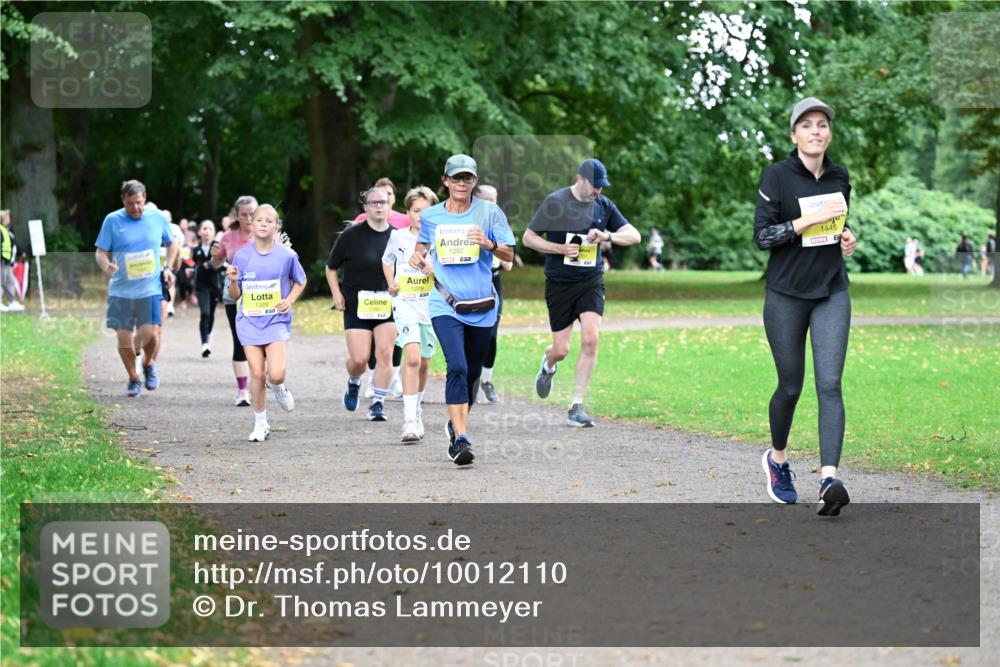 30.08.2026 - Blankeneser Heldenlauf Dr. Thomas Lammeyer http://msf.ph/oto/10012110 30.08.2026 09:40:04 Laufen 1328, 1229, 1342, 1297, 1445 meine-sportfotos.de
