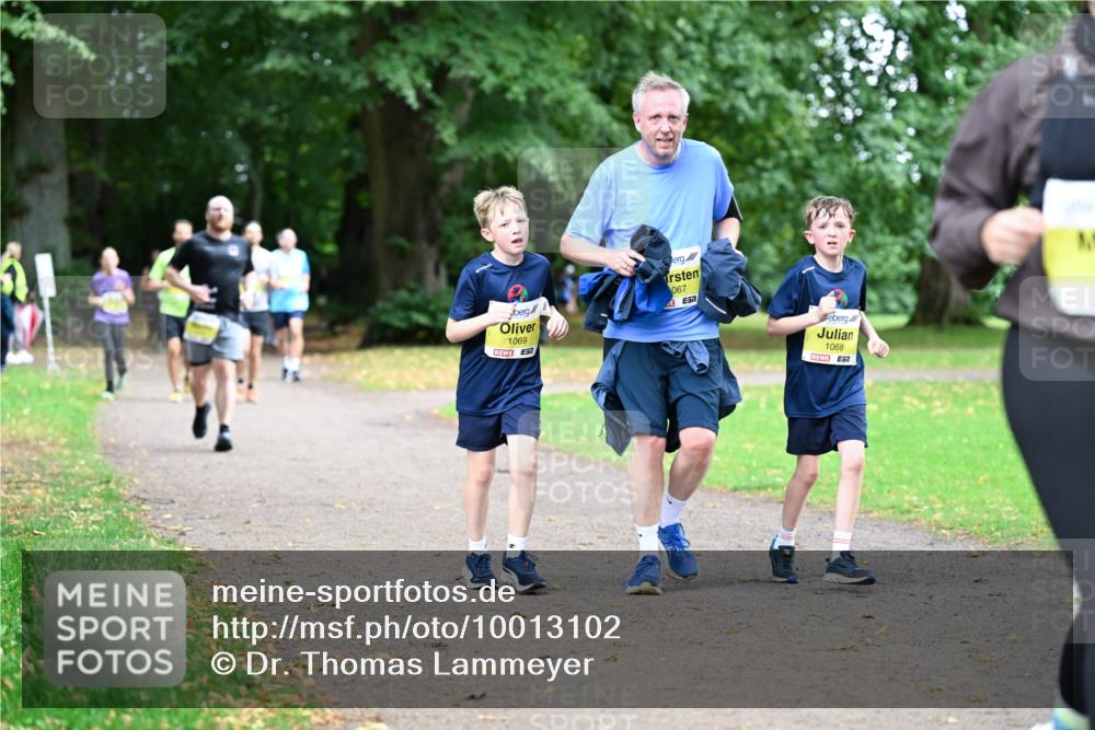 30.08.2026 - Blankeneser Heldenlauf Dr. Thomas Lammeyer http://msf.ph/oto/10013102 30.08.2026 09:42:50 Laufen 1069, 067, 1068 meine-sportfotos.de
