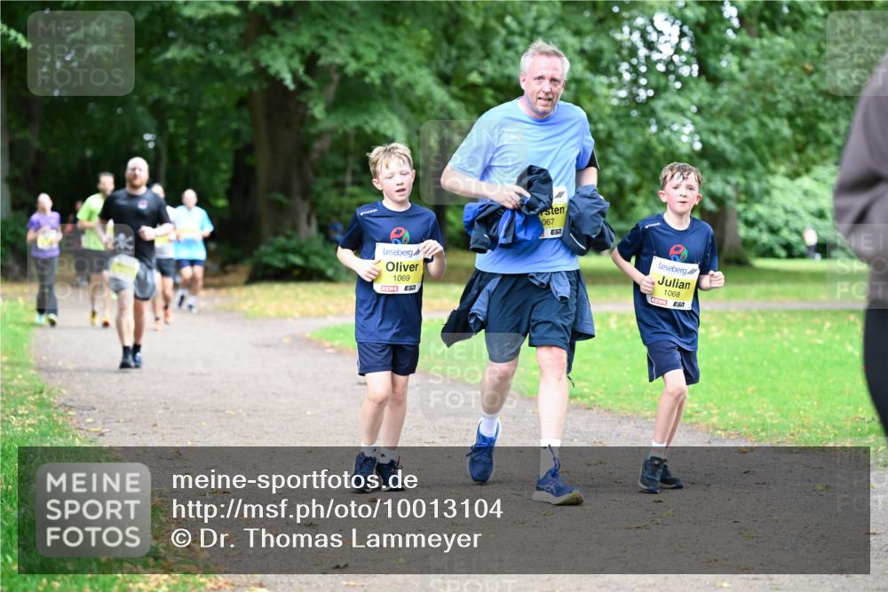 30.08.2026 - Blankeneser Heldenlauf Dr. Thomas Lammeyer http://msf.ph/oto/10013104 30.08.2026 09:42:51 Laufen 1069, 067, 1068 meine-sportfotos.de