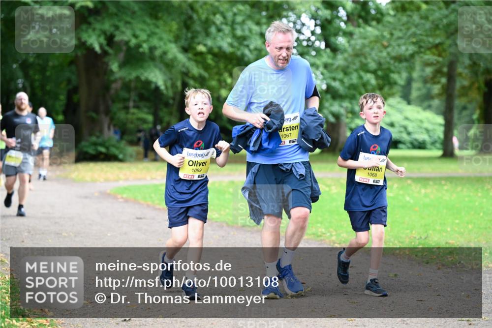 30.08.2026 - Blankeneser Heldenlauf Dr. Thomas Lammeyer http://msf.ph/oto/10013108 30.08.2026 09:42:51 Laufen 1069, 1067, 51, 1068 meine-sportfotos.de