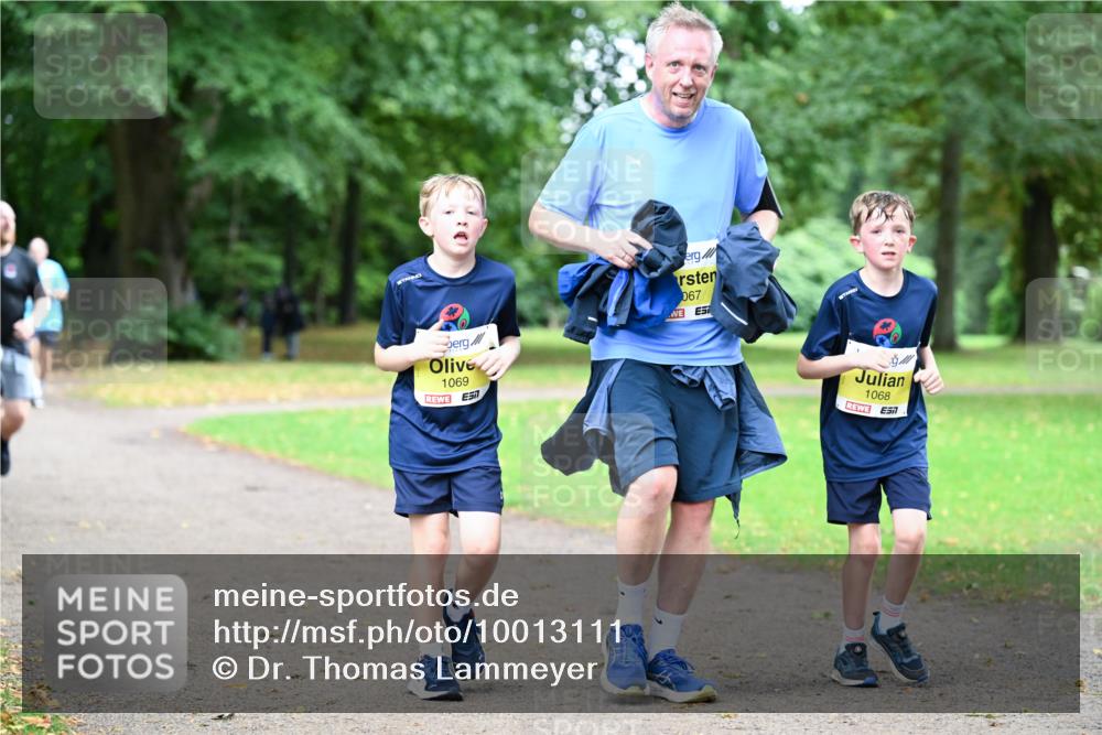30.08.2026 - Blankeneser Heldenlauf Dr. Thomas Lammeyer http://msf.ph/oto/10013111 30.08.2026 09:42:52 Laufen 1069, 067, 1068 meine-sportfotos.de