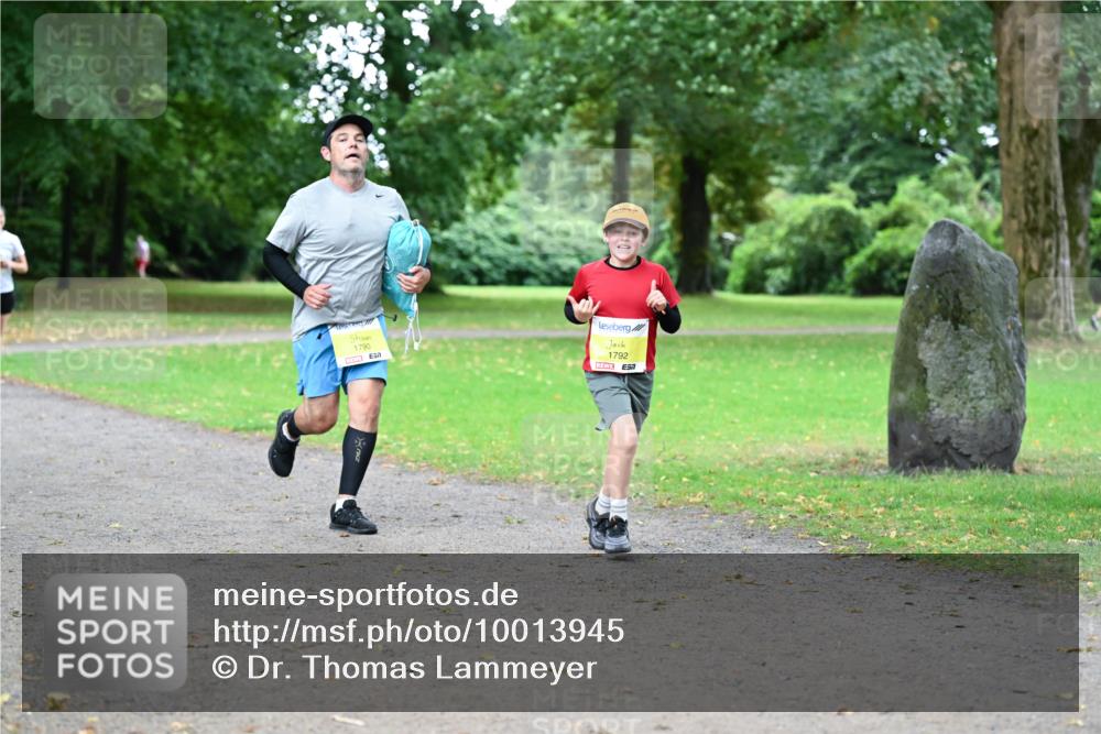 30.08.2026 - Blankeneser Heldenlauf Dr. Thomas Lammeyer http://msf.ph/oto/10013945 30.08.2026 09:46:02 Laufen 1790, 1792 meine-sportfotos.de