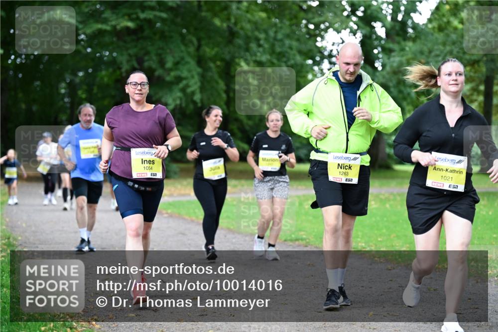 30.08.2026 - Blankeneser Heldenlauf Dr. Thomas Lammeyer http://msf.ph/oto/10014016 30.08.2026 09:46:24 Laufen 1054, 1263, 1021 meine-sportfotos.de