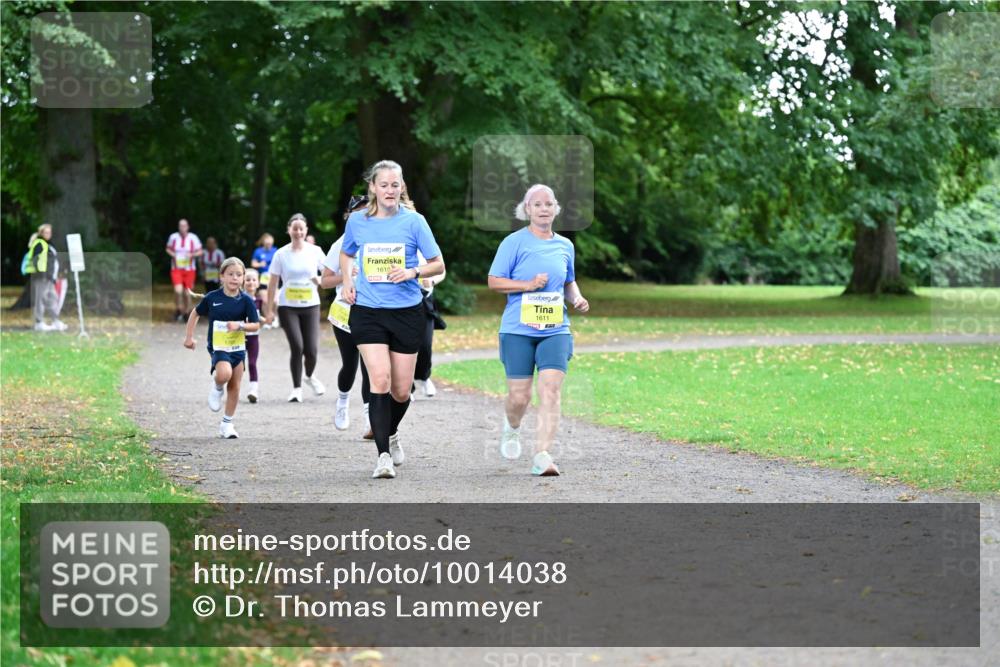 30.08.2026 - Blankeneser Heldenlauf Dr. Thomas Lammeyer http://msf.ph/oto/10014038 30.08.2026 09:46:30 Laufen 1610, 1611 meine-sportfotos.de