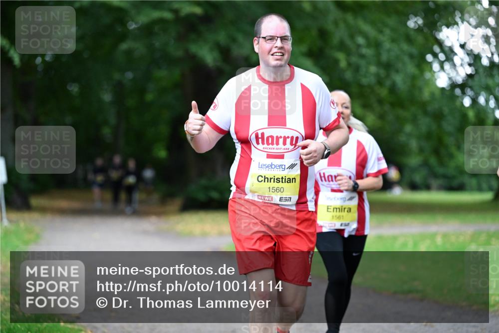 30.08.2026 - Blankeneser Heldenlauf Dr. Thomas Lammeyer http://msf.ph/oto/10014114 30.08.2026 09:46:47 Laufen 1688, 1560, 1561 meine-sportfotos.de