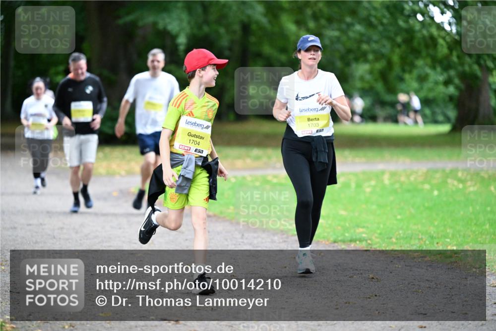 30.08.2026 - Blankeneser Heldenlauf Dr. Thomas Lammeyer http://msf.ph/oto/10014210 30.08.2026 09:47:33 Laufen 1704, 1703, 57 meine-sportfotos.de