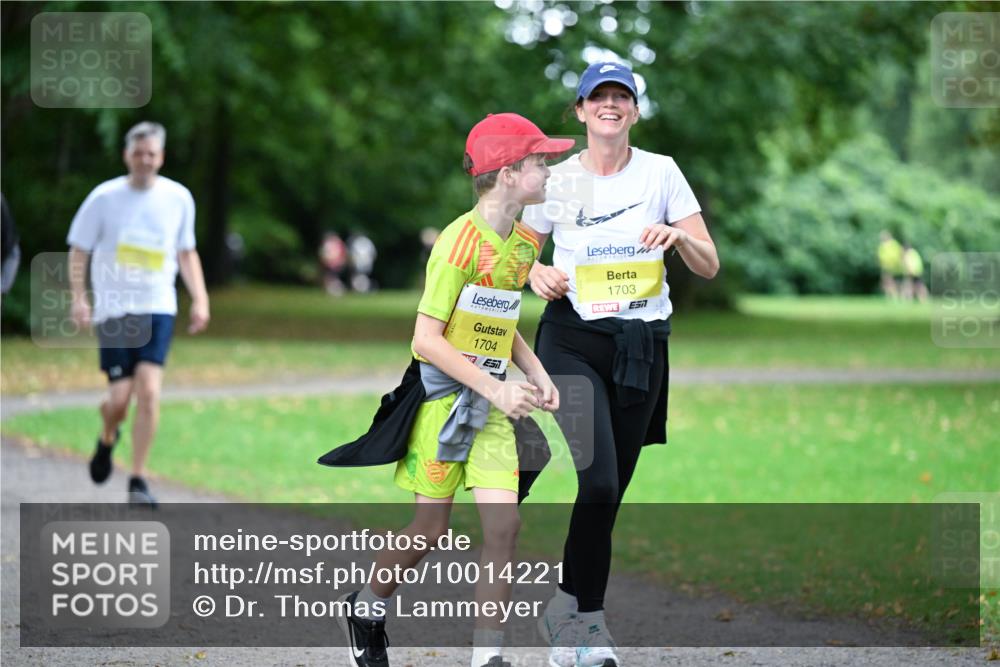 30.08.2026 - Blankeneser Heldenlauf Dr. Thomas Lammeyer http://msf.ph/oto/10014221 30.08.2026 09:47:34 Laufen 1703, 1704 meine-sportfotos.de