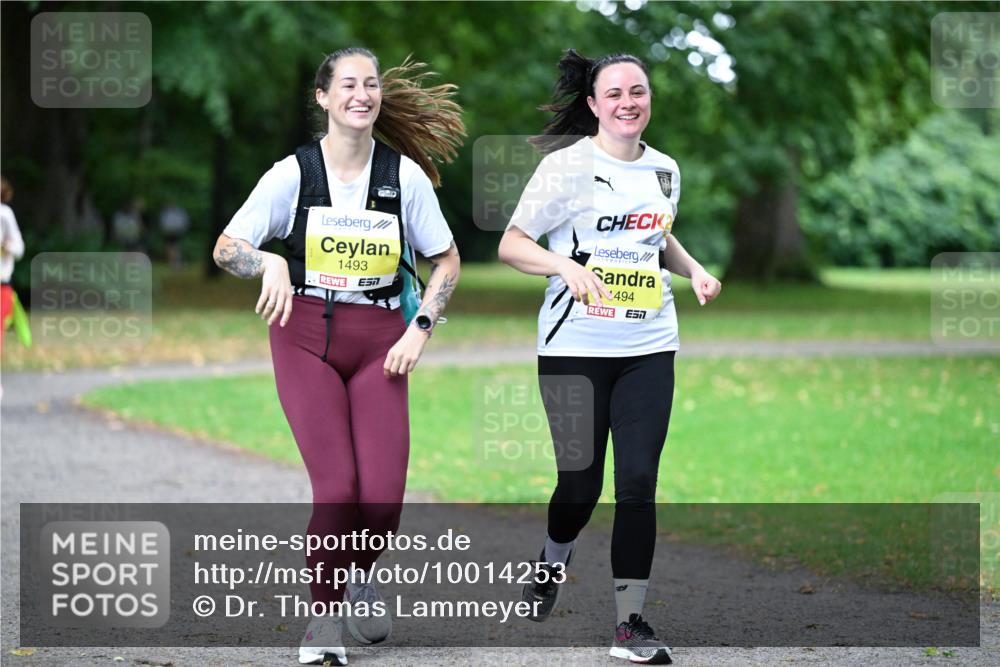 30.08.2026 - Blankeneser Heldenlauf Dr. Thomas Lammeyer http://msf.ph/oto/10014253 30.08.2026 09:47:41 Laufen 1493, 494 meine-sportfotos.de