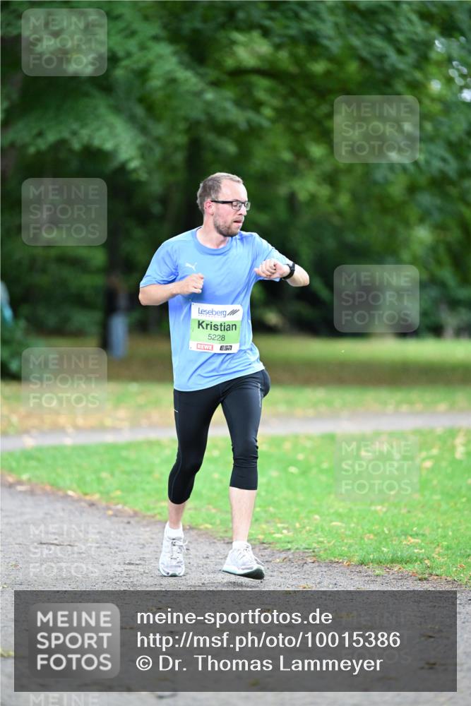 30.08.2026 - Blankeneser Heldenlauf Dr. Thomas Lammeyer http://msf.ph/oto/10015386 30.08.2026 09:56:44 Laufen 5228 meine-sportfotos.de