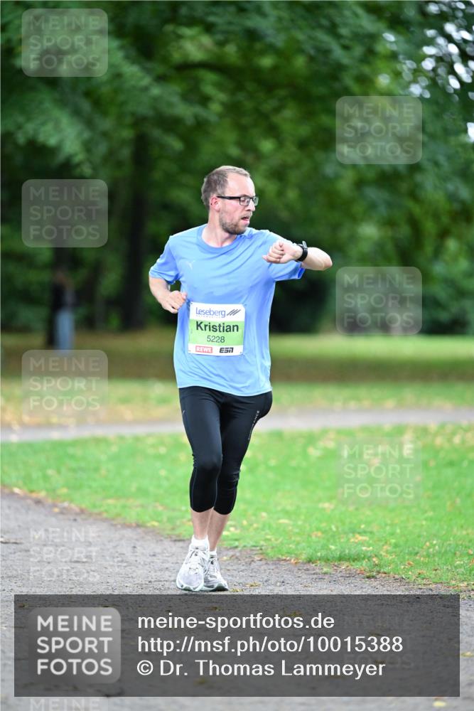 30.08.2026 - Blankeneser Heldenlauf Dr. Thomas Lammeyer http://msf.ph/oto/10015388 30.08.2026 09:56:44 Laufen 5228 meine-sportfotos.de