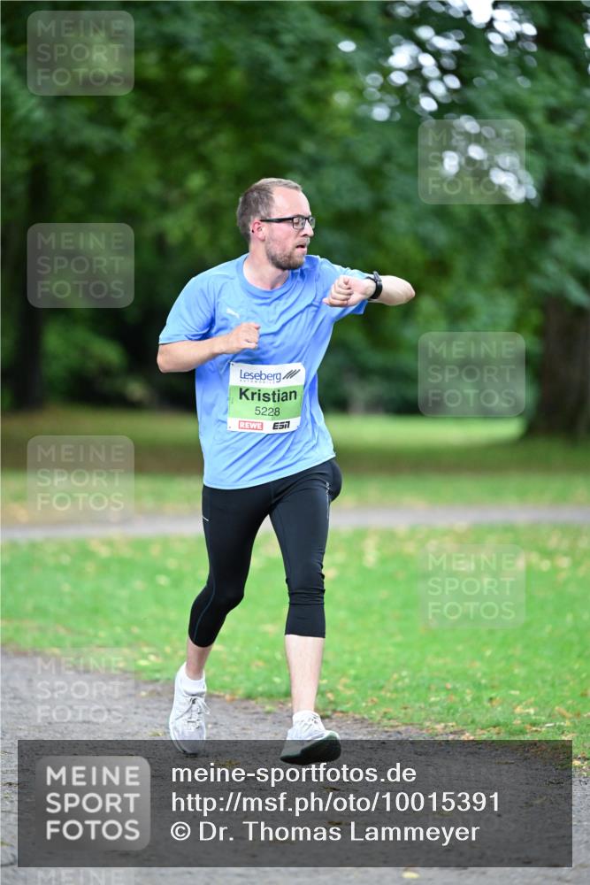 30.08.2026 - Blankeneser Heldenlauf Dr. Thomas Lammeyer http://msf.ph/oto/10015391 30.08.2026 09:56:44 Laufen 5228 meine-sportfotos.de