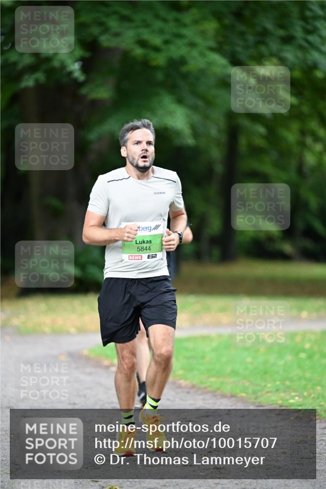 30.08.2026 - Blankeneser Heldenlauf Dr. Thomas Lammeyer http://msf.ph/oto/10015707 30.08.2026 09:58:56 Laufen 5844 meine-sportfotos.de
