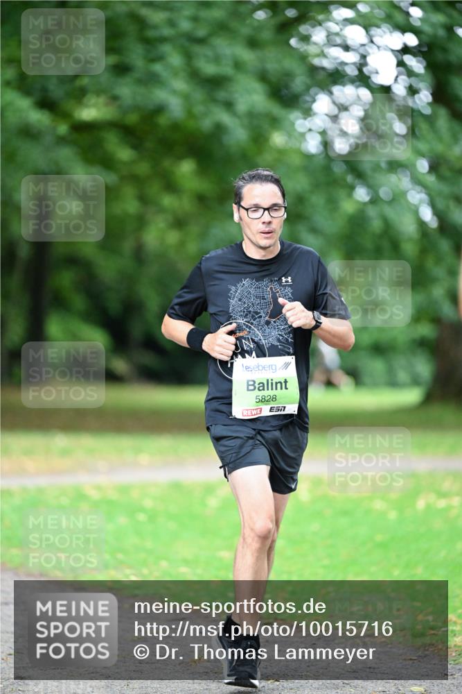 30.08.2026 - Blankeneser Heldenlauf Dr. Thomas Lammeyer http://msf.ph/oto/10015716 30.08.2026 09:58:58 Laufen 5828 meine-sportfotos.de