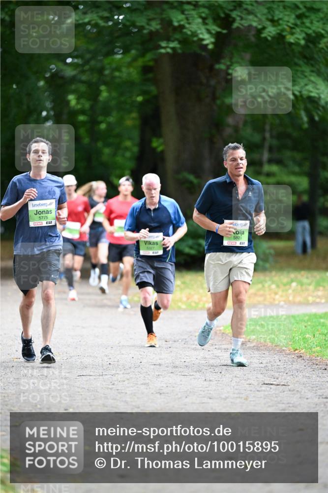 30.08.2026 - Blankeneser Heldenlauf Dr. Thomas Lammeyer http://msf.ph/oto/10015895 30.08.2026 10:00:05 Laufen 5775, 51, 5327, 5820, 57 meine-sportfotos.de