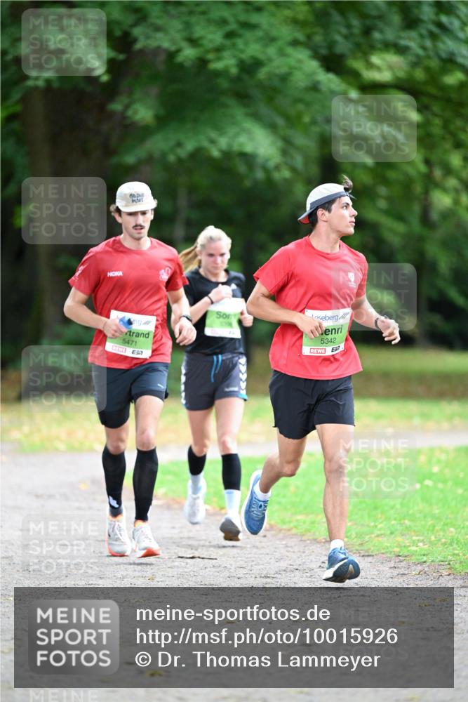 30.08.2026 - Blankeneser Heldenlauf Dr. Thomas Lammeyer http://msf.ph/oto/10015926 30.08.2026 10:00:11 Laufen 5471, 5342 meine-sportfotos.de