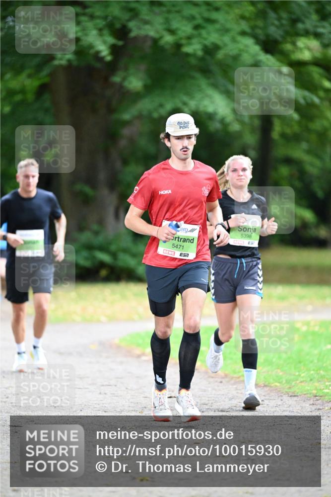 30.08.2026 - Blankeneser Heldenlauf Dr. Thomas Lammeyer http://msf.ph/oto/10015930 30.08.2026 10:00:12 Laufen 5471, 5398 meine-sportfotos.de