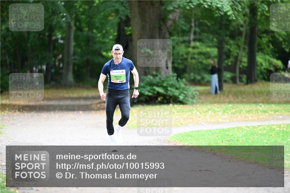 30.08.2026 - Blankeneser Heldenlauf Dr. Thomas Lammeyer http://msf.ph/oto/10015993 30.08.2026 10:00:34 Laufen 5843 meine-sportfotos.de