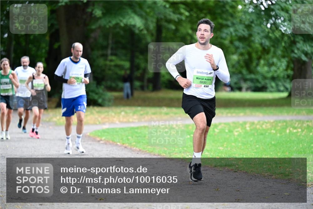30.08.2026 - Blankeneser Heldenlauf Dr. Thomas Lammeyer http://msf.ph/oto/10016035 30.08.2026 10:01:00 Laufen 5833, 57 meine-sportfotos.de