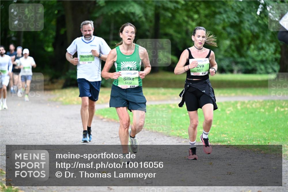 30.08.2026 - Blankeneser Heldenlauf Dr. Thomas Lammeyer http://msf.ph/oto/10016056 30.08.2026 10:01:04 Laufen 5813, 19, 5432, 5827 meine-sportfotos.de