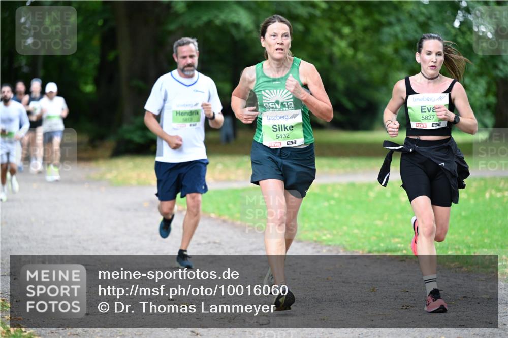 30.08.2026 - Blankeneser Heldenlauf Dr. Thomas Lammeyer http://msf.ph/oto/10016060 30.08.2026 10:01:05 Laufen 5813, 19, 5432, 57, 5827 meine-sportfotos.de