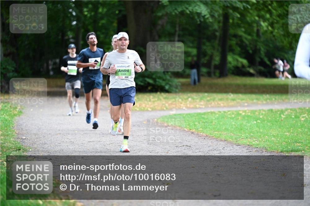 30.08.2026 - Blankeneser Heldenlauf Dr. Thomas Lammeyer http://msf.ph/oto/10016083 30.08.2026 10:01:10 Laufen 5, 5388 meine-sportfotos.de