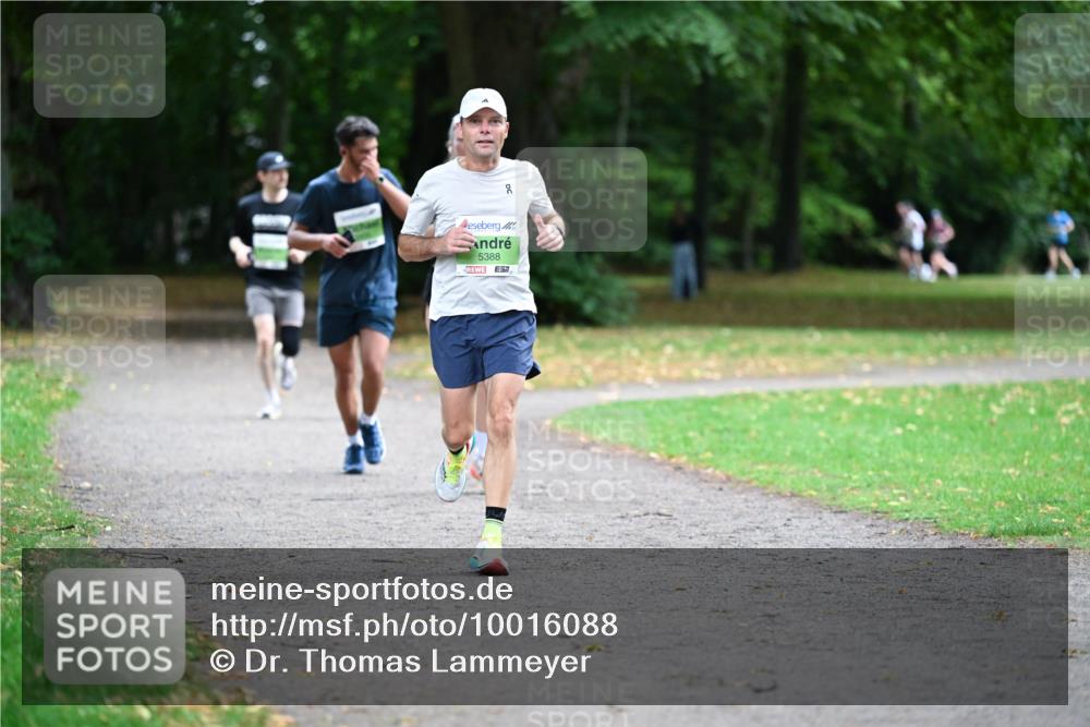 30.08.2026 - Blankeneser Heldenlauf Dr. Thomas Lammeyer http://msf.ph/oto/10016088 30.08.2026 10:01:11 Laufen 5388 meine-sportfotos.de