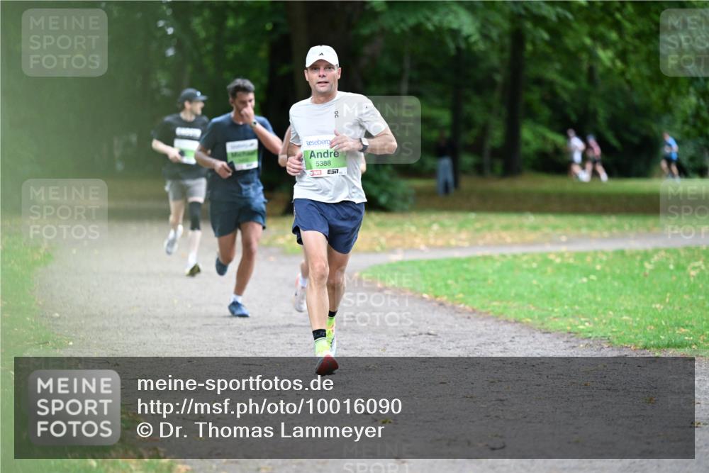 30.08.2026 - Blankeneser Heldenlauf Dr. Thomas Lammeyer http://msf.ph/oto/10016090 30.08.2026 10:01:11 Laufen 5388 meine-sportfotos.de