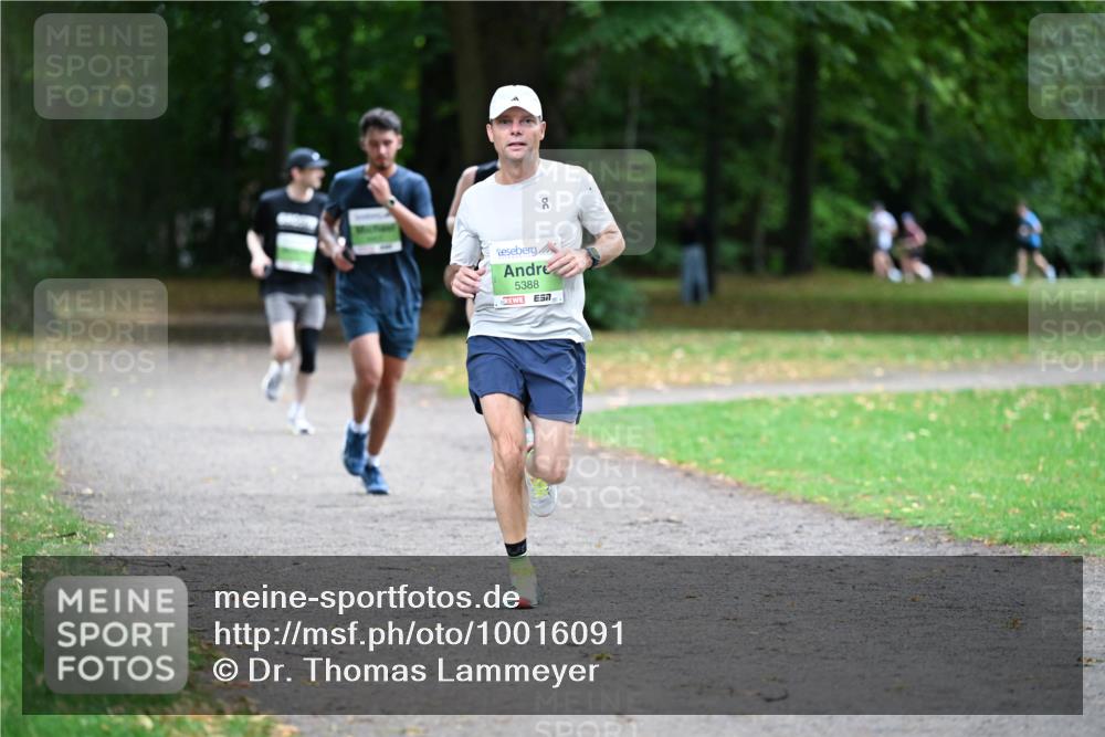 30.08.2026 - Blankeneser Heldenlauf Dr. Thomas Lammeyer http://msf.ph/oto/10016091 30.08.2026 10:01:11 Laufen 50, 5388 meine-sportfotos.de