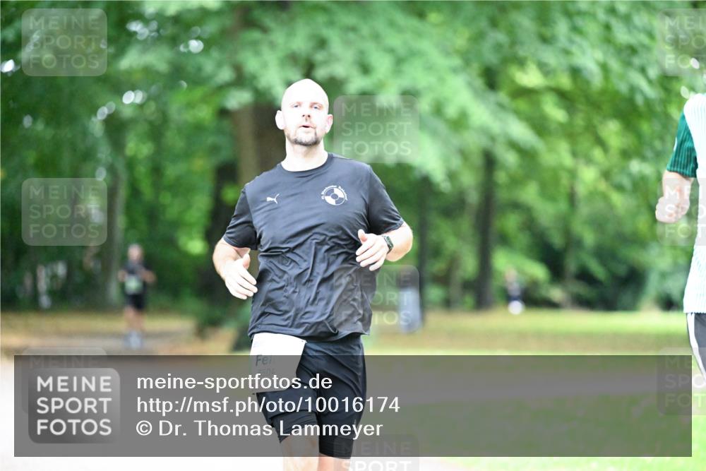 30.08.2026 - Blankeneser Heldenlauf Dr. Thomas Lammeyer http://msf.ph/oto/10016174 30.08.2026 10:01:43 Laufen 5504 meine-sportfotos.de