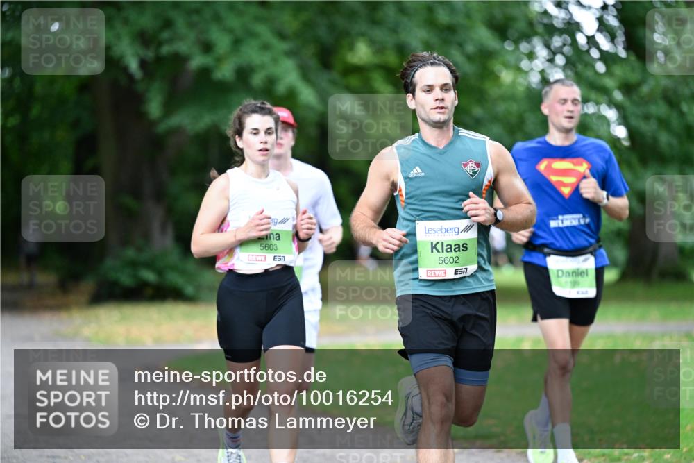 30.08.2026 - Blankeneser Heldenlauf Dr. Thomas Lammeyer http://msf.ph/oto/10016254 30.08.2026 10:02:14 Laufen 5603, 5602 meine-sportfotos.de