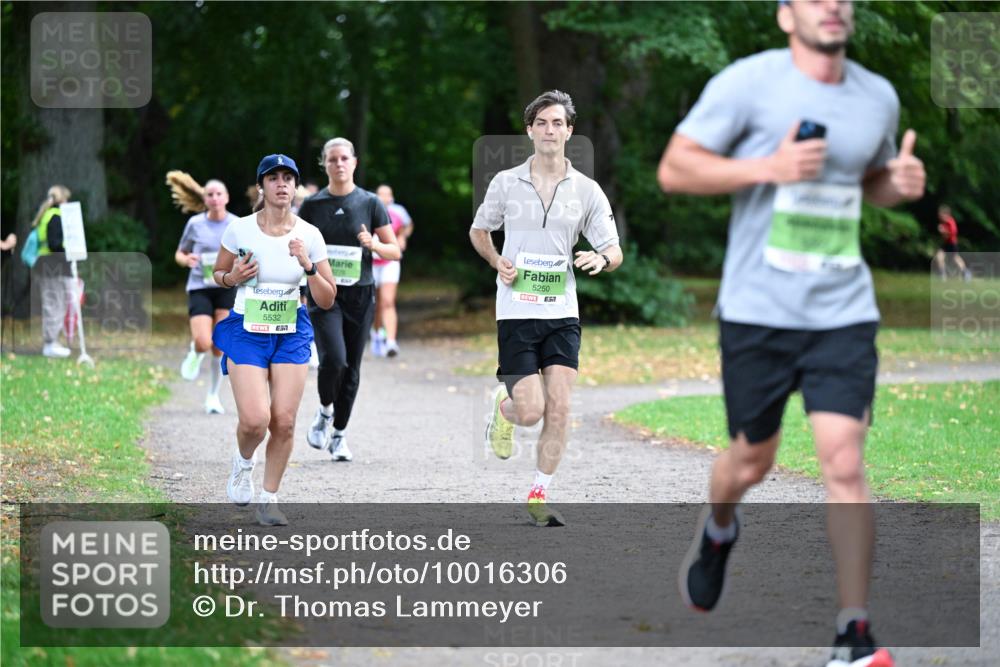 30.08.2026 - Blankeneser Heldenlauf Dr. Thomas Lammeyer http://msf.ph/oto/10016306 30.08.2026 10:02:32 Laufen 5532, 51, 5776, 5250 meine-sportfotos.de