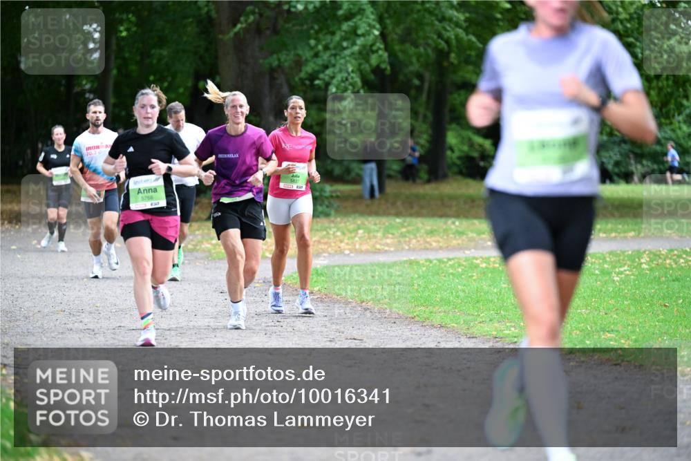 30.08.2026 - Blankeneser Heldenlauf Dr. Thomas Lammeyer http://msf.ph/oto/10016341 30.08.2026 10:02:38 Laufen 70, 3, 4, 5768, 5837 meine-sportfotos.de