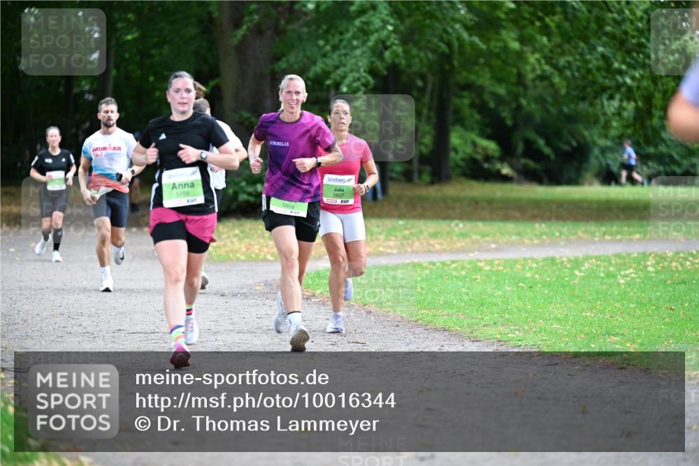 30.08.2026 - Blankeneser Heldenlauf Dr. Thomas Lammeyer http://msf.ph/oto/10016344 30.08.2026 10:02:39 Laufen 19, 3, 5768, 5846, 5837 meine-sportfotos.de