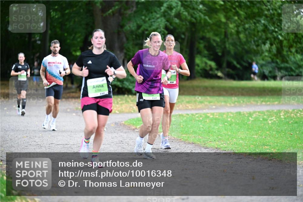 30.08.2026 - Blankeneser Heldenlauf Dr. Thomas Lammeyer http://msf.ph/oto/10016348 30.08.2026 10:02:40 Laufen 70, 3, 5768, 5846, 37, 7 meine-sportfotos.de