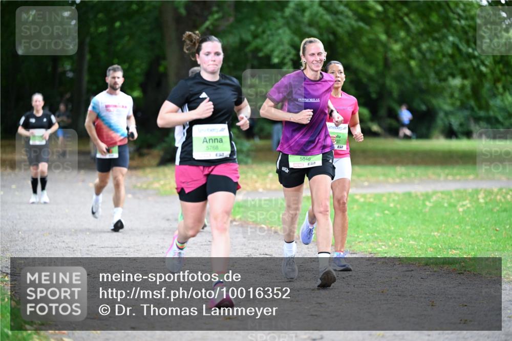 30.08.2026 - Blankeneser Heldenlauf Dr. Thomas Lammeyer http://msf.ph/oto/10016352 30.08.2026 10:02:40 Laufen 5768, 5846, 3337, 7 meine-sportfotos.de