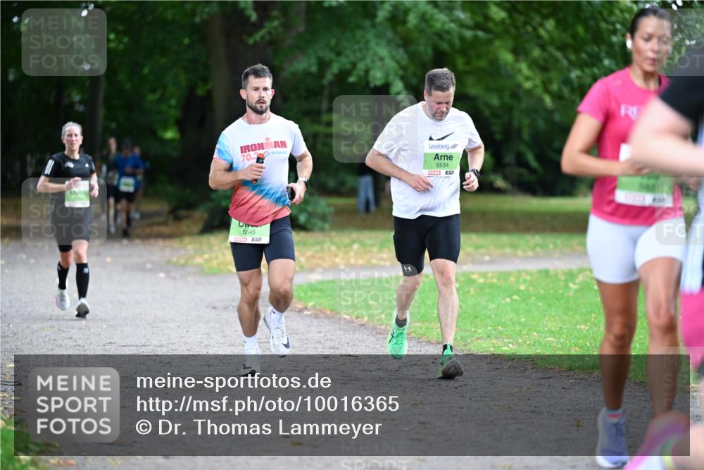 30.08.2026 - Blankeneser Heldenlauf Dr. Thomas Lammeyer http://msf.ph/oto/10016365 30.08.2026 10:02:42 Laufen 70, 5545, 5534 meine-sportfotos.de