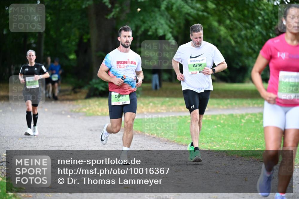 30.08.2026 - Blankeneser Heldenlauf Dr. Thomas Lammeyer http://msf.ph/oto/10016367 30.08.2026 10:02:42 Laufen 70, 3, 5545, 1, 5534 meine-sportfotos.de