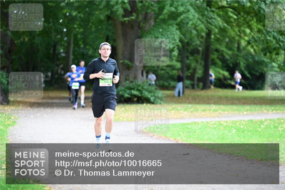 30.08.2026 - Blankeneser Heldenlauf Dr. Thomas Lammeyer http://msf.ph/oto/10016665 30.08.2026 10:03:51 Laufen 5745, 57 meine-sportfotos.de
