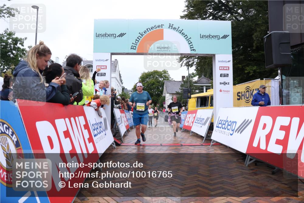 30.08.2026 - Blankeneser Heldenlauf Lena Gebhardt http://msf.ph/oto/10016765 30.08.2026 09:57:33 Ziel 1080, 1296, 1524 meine-sportfotos.de