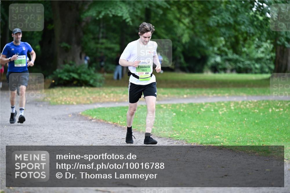 30.08.2026 - Blankeneser Heldenlauf Dr. Thomas Lammeyer http://msf.ph/oto/10016788 30.08.2026 10:04:16 Laufen 5823 meine-sportfotos.de