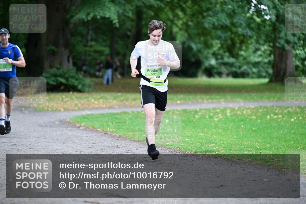 30.08.2026 - Blankeneser Heldenlauf Dr. Thomas Lammeyer http://msf.ph/oto/10016792 30.08.2026 10:04:16 Laufen 30, 5001, 5823 meine-sportfotos.de