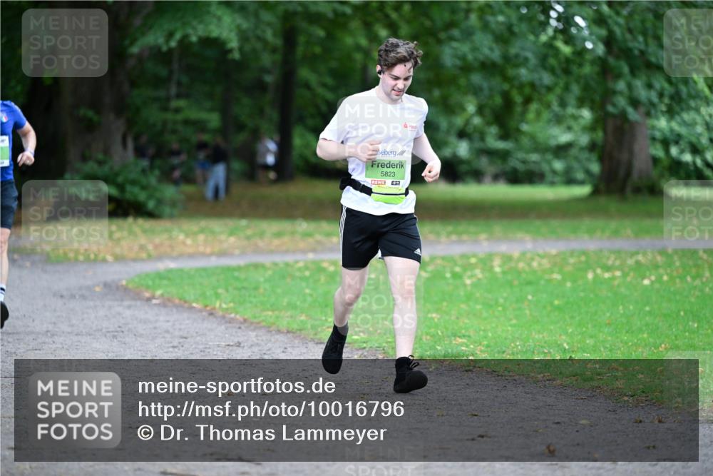 30.08.2026 - Blankeneser Heldenlauf Dr. Thomas Lammeyer http://msf.ph/oto/10016796 30.08.2026 10:04:17 Laufen 5823, 51 meine-sportfotos.de