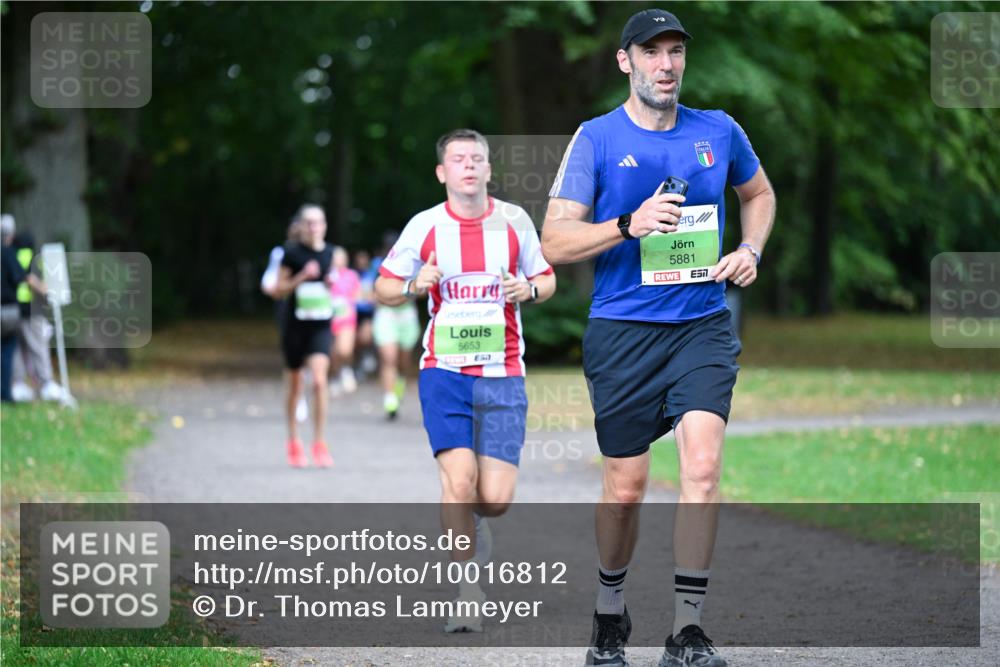 30.08.2026 - Blankeneser Heldenlauf Dr. Thomas Lammeyer http://msf.ph/oto/10016812 30.08.2026 10:04:20 Laufen 5881, 5653 meine-sportfotos.de