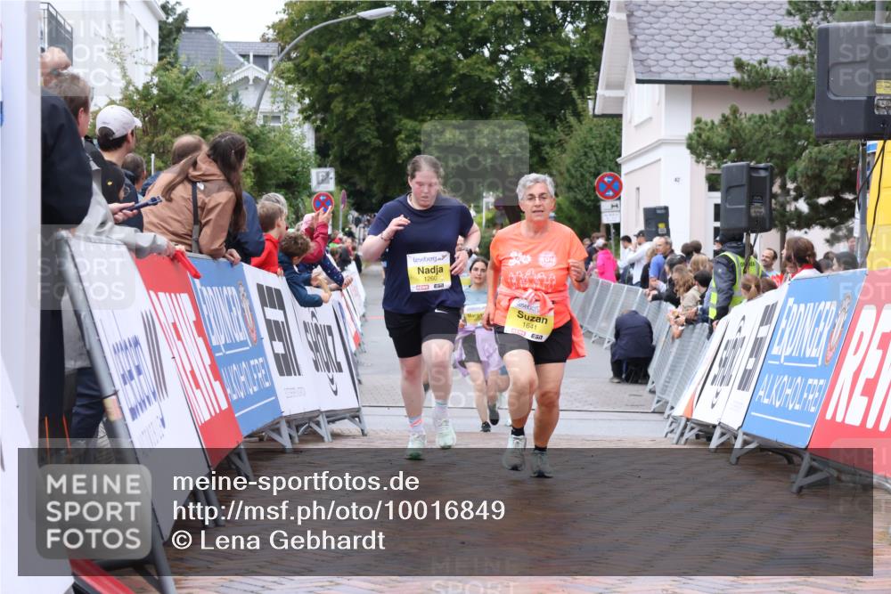 30.08.2026 - Blankeneser Heldenlauf Lena Gebhardt http://msf.ph/oto/10016849 30.08.2026 09:57:44 Ziel 1082, 1254, 1260, 1641 meine-sportfotos.de