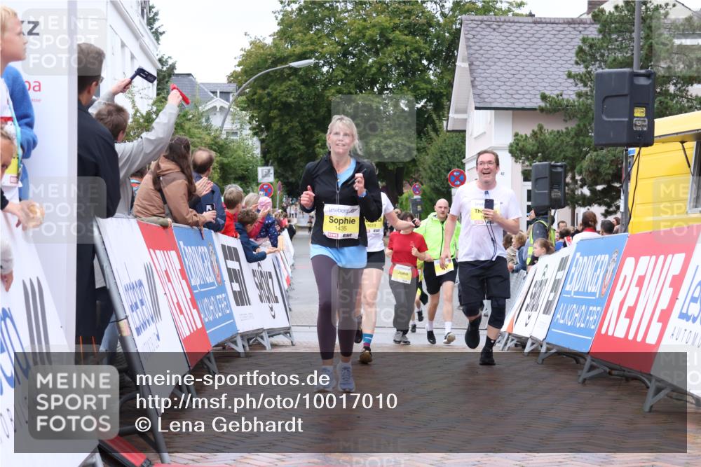 30.08.2026 - Blankeneser Heldenlauf Lena Gebhardt http://msf.ph/oto/10017010 30.08.2026 09:58:05 Ziel 1262, 1392, 1435, 1619, 1620 meine-sportfotos.de