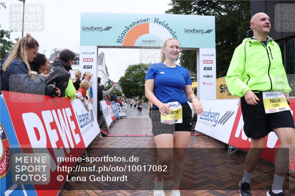 30.08.2026 - Blankeneser Heldenlauf Lena Gebhardt http://msf.ph/oto/10017082 30.08.2026 09:58:12 Ziel 1262, 1263, 1435, 1541, 1619, 1620, 1704 meine-sportfotos.de