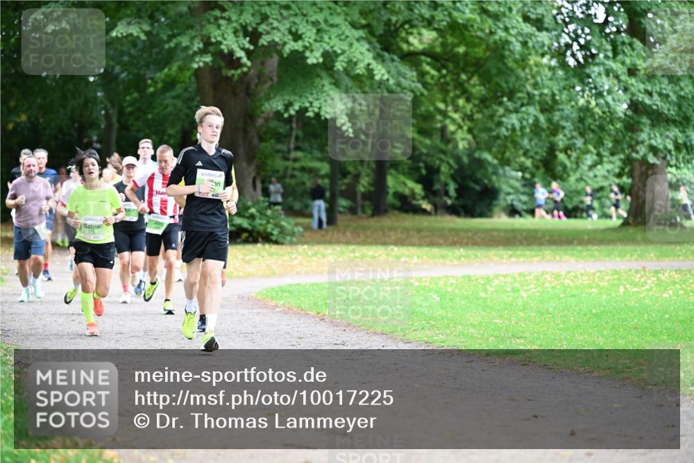 30.08.2026 - Blankeneser Heldenlauf Dr. Thomas Lammeyer http://msf.ph/oto/10017225 30.08.2026 10:05:49 Laufen 4, 5762 meine-sportfotos.de