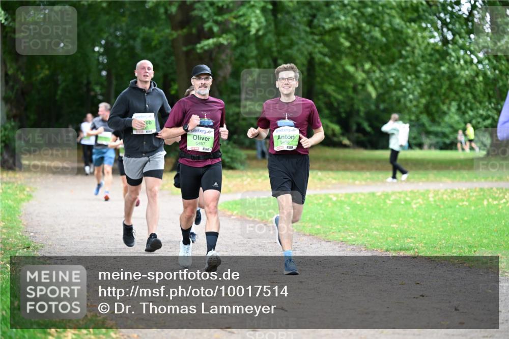 30.08.2026 - Blankeneser Heldenlauf Dr. Thomas Lammeyer http://msf.ph/oto/10017514 30.08.2026 10:06:40 Laufen 5457, 5456 meine-sportfotos.de