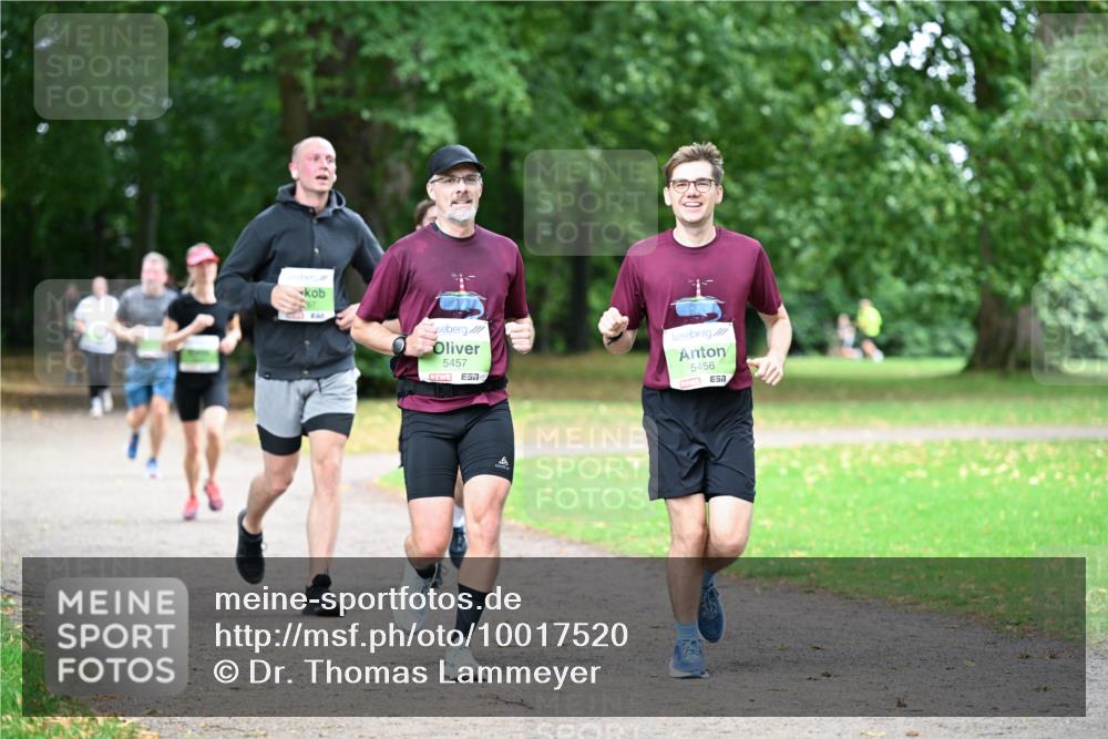 30.08.2026 - Blankeneser Heldenlauf Dr. Thomas Lammeyer http://msf.ph/oto/10017520 30.08.2026 10:06:40 Laufen 5457, 5456 meine-sportfotos.de